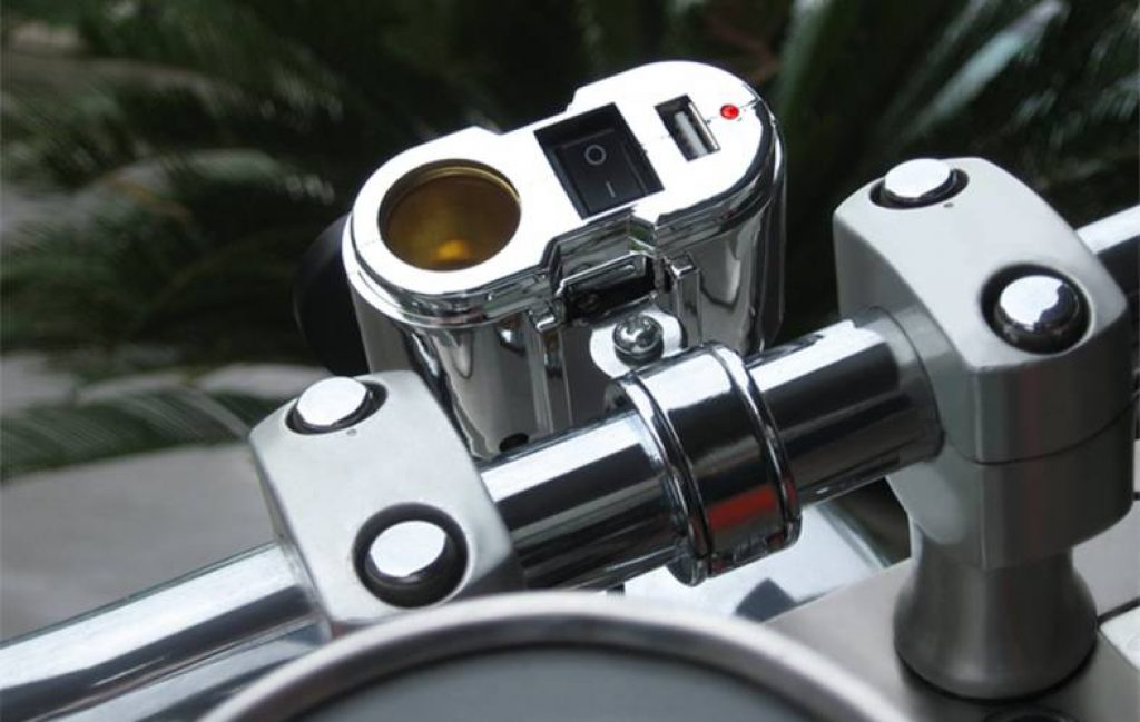 motorcycle with usb charger